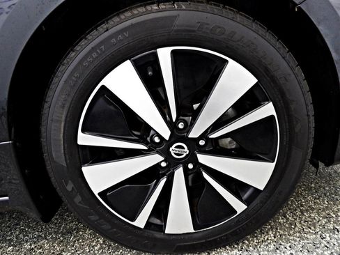 Used 2022 Nissan Altima 2.5 SV image 21