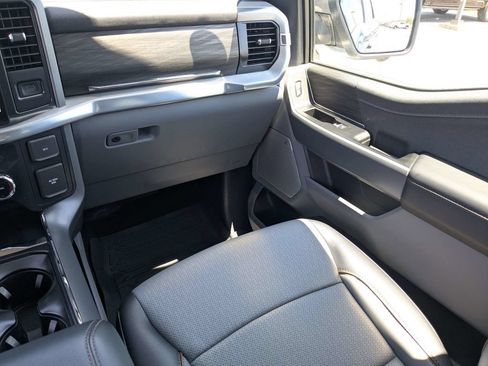 Used 2025 Ford F150 Lariat w/ Equipment Group 501A Mid AWD/4WD image 16