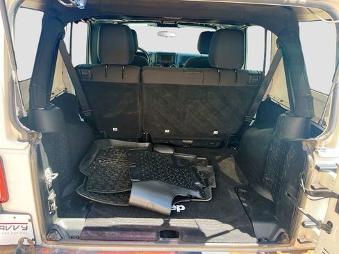 Used 2017 Jeep Wrangler Unlimited Sport w/ Max Tow Package AWD/4WD image 20