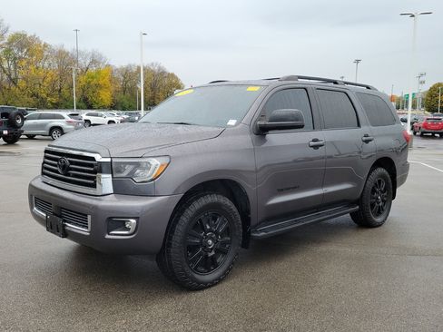 Certified 2022 Toyota Sequoia TRD Sport image 3