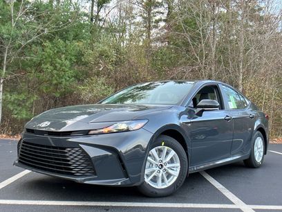 New 2026 Toyota Camry LE w/ Convenience Package