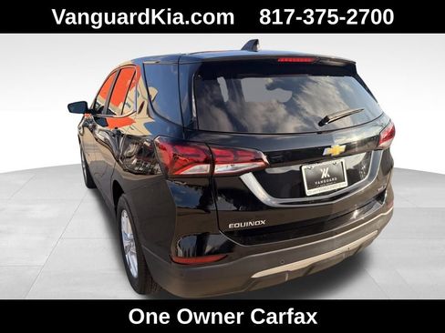 Used 2022 Chevrolet Equinox LT image 2