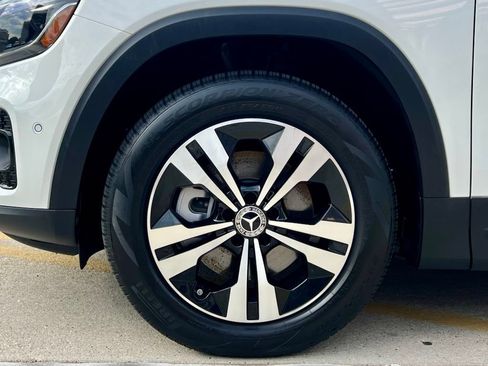 Certified 2026 Mercedes-Benz GLB 250 4MATIC image 14