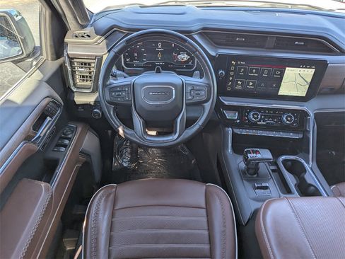 Used 2024 GMC Sierra 1500 Denali Ultimate image 7