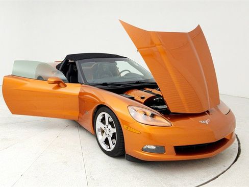 Used 2007 Chevrolet Corvette Convertible w/ Preferred Equipment Group image 10
