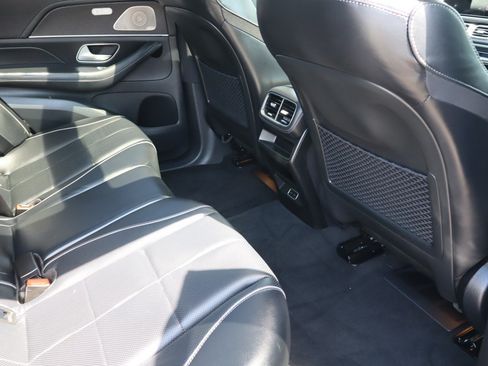 Used 2026 Mercedes-Benz GLE 580 4MATIC w/ Driver Assistance Package image 22