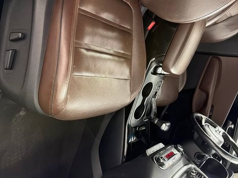 Used 2020 Kia Sorento SX AWD/4WD image 26