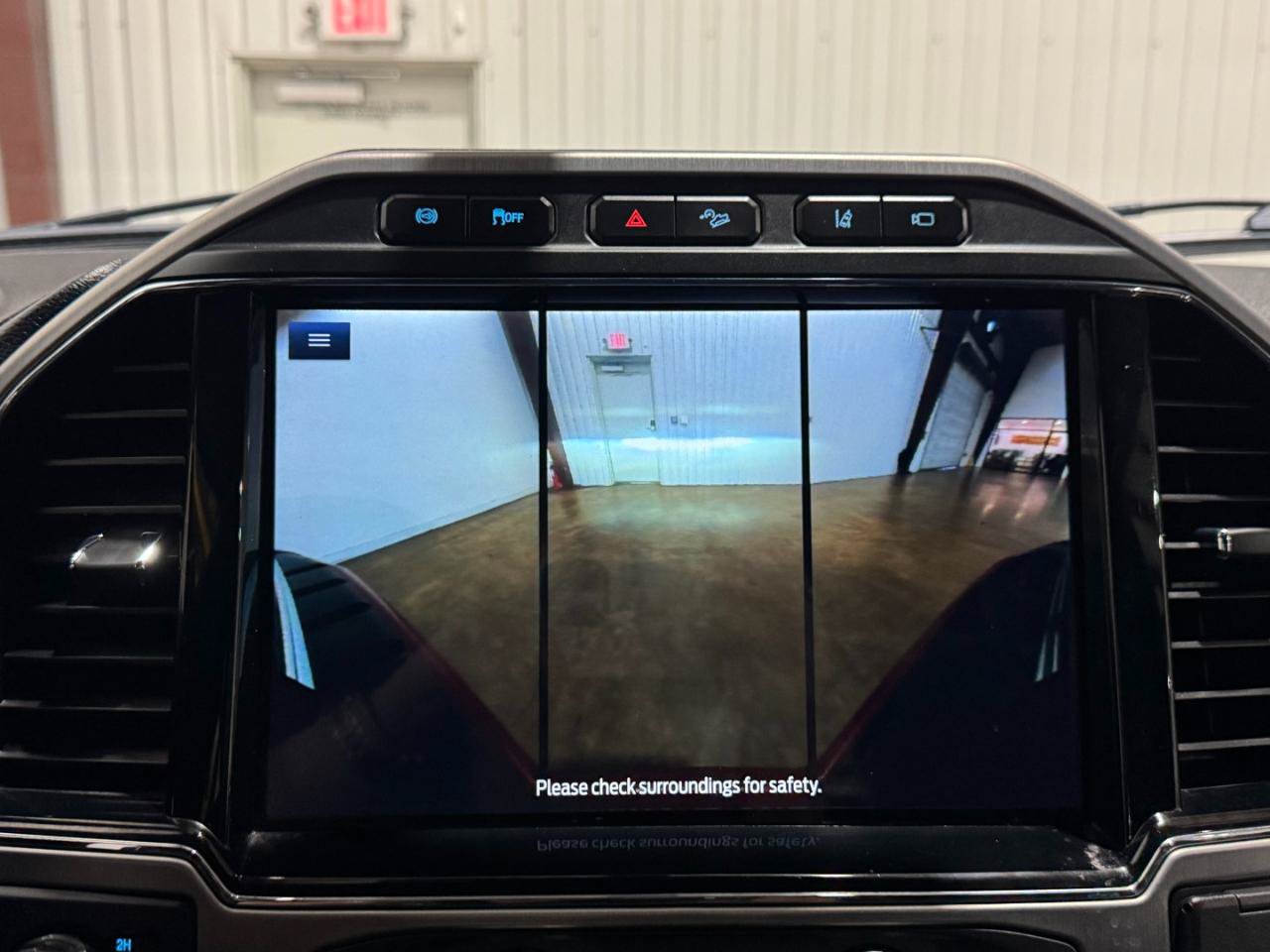 Used 2022 Ford F450 Platinum w/ FX4 Off-Road Package AWD/4WD image 50