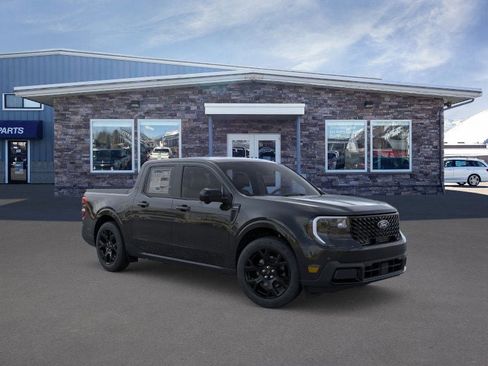 New 2025 Ford Maverick Lariat w/ Black Appearance Package AWD/4WD image 7