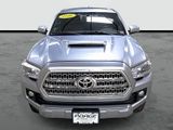 Used 2016 Toyota Tacoma TRD Off-Road image 6
