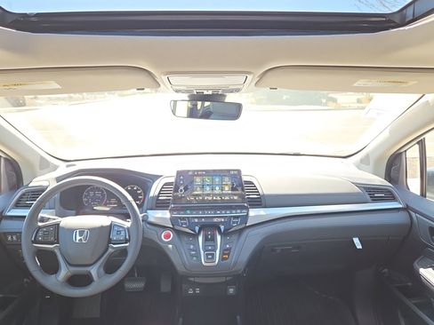 New 2026 Honda Odyssey EX-L image 8