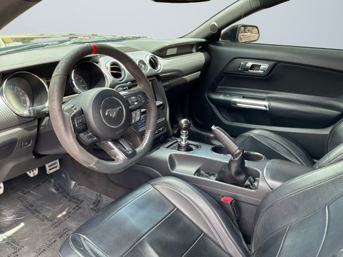 Used 2017 Ford Mustang GT RWD image 10
