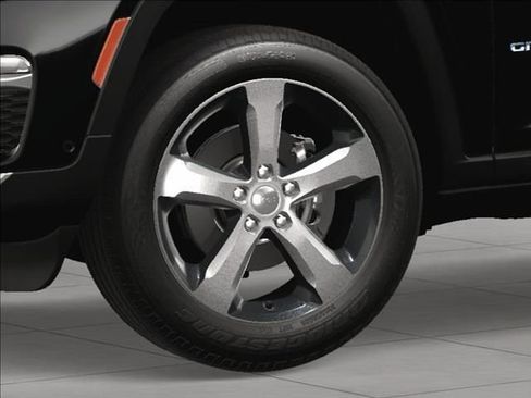 New 2024 Jeep Grand Cherokee Limited 4xe w/ Luxury Tech Group II image 11