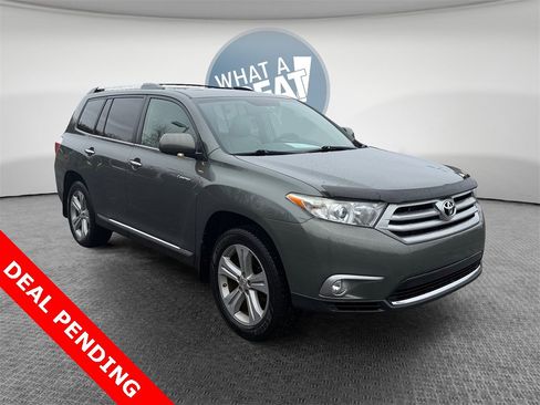 Used 2013 Toyota Highlander Limited image 1
