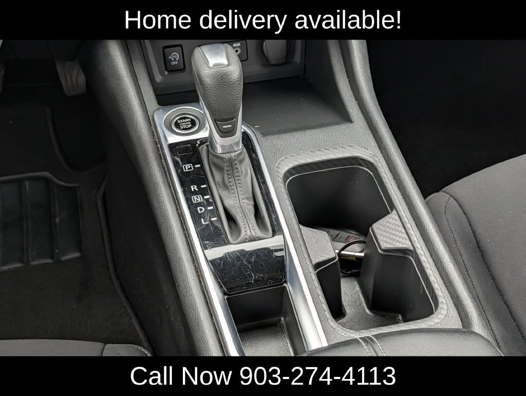 Used 2025 Nissan Sentra SV FWD image 17