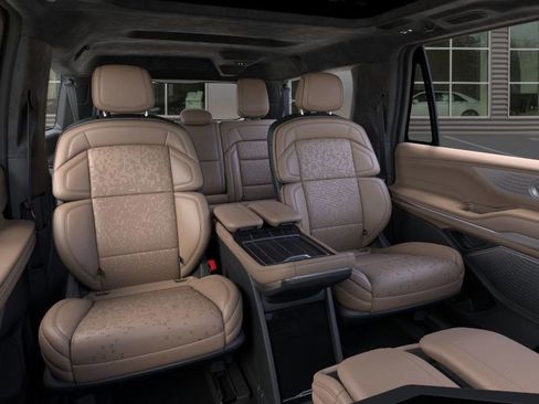 New 2025 Lincoln Navigator L Black Label image 15