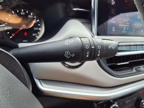 Used 2025 Jeep Compass Limited AWD/4WD image 18