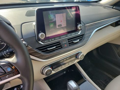 Certified 2022 Nissan Altima 2.5 SL FWD image 23