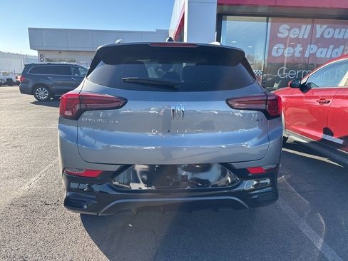 Used 2024 Buick Encore GX Sport Touring image 3