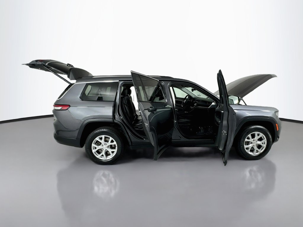 Used 2024 Jeep Grand Cherokee L Limited AWD/4WD image 32