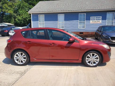 Used 2010 MAZDA MAZDA3 s Sport FWD image 4