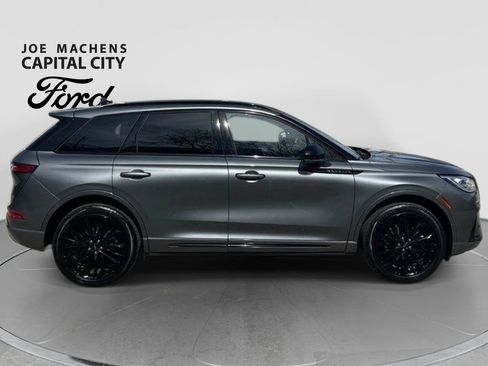 Used 2025 Lincoln Corsair Grand Touring w/ Jet Appearance Package AWD/4WD image 6