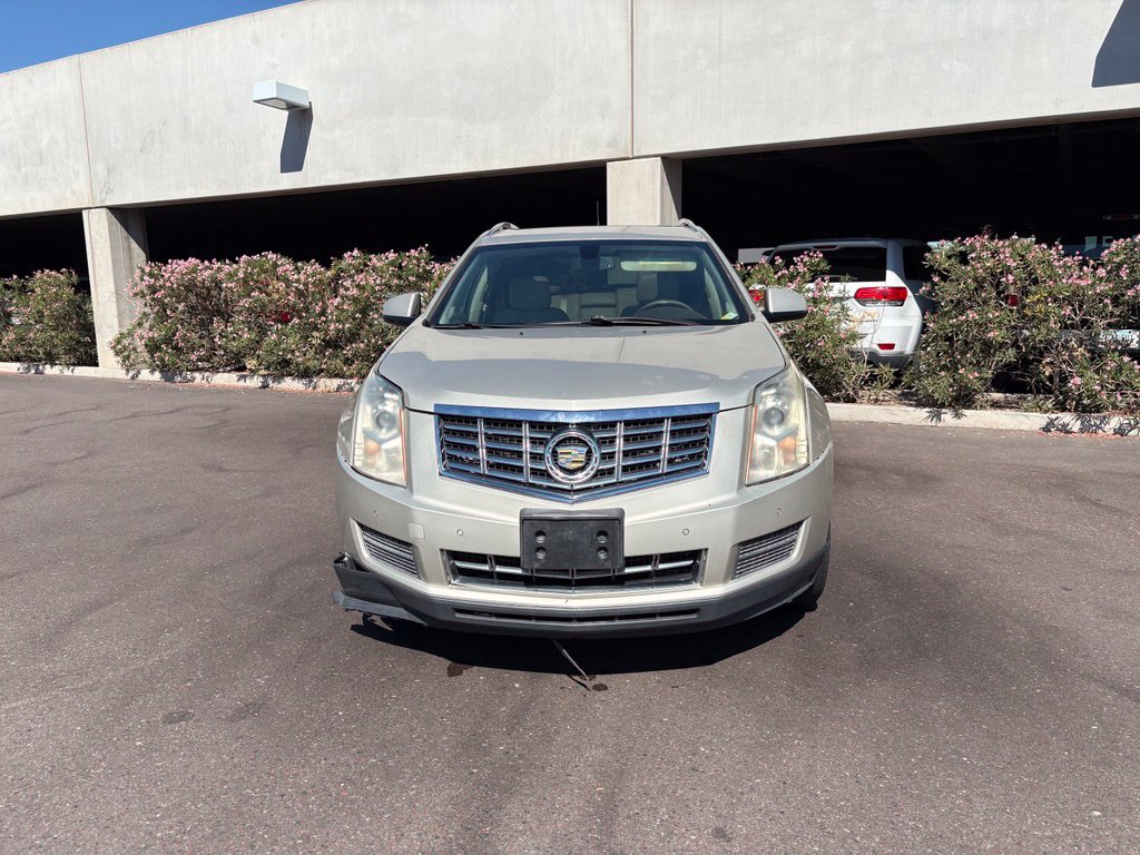 Used 2014 Cadillac SRX Luxury AWD/4WD image 3