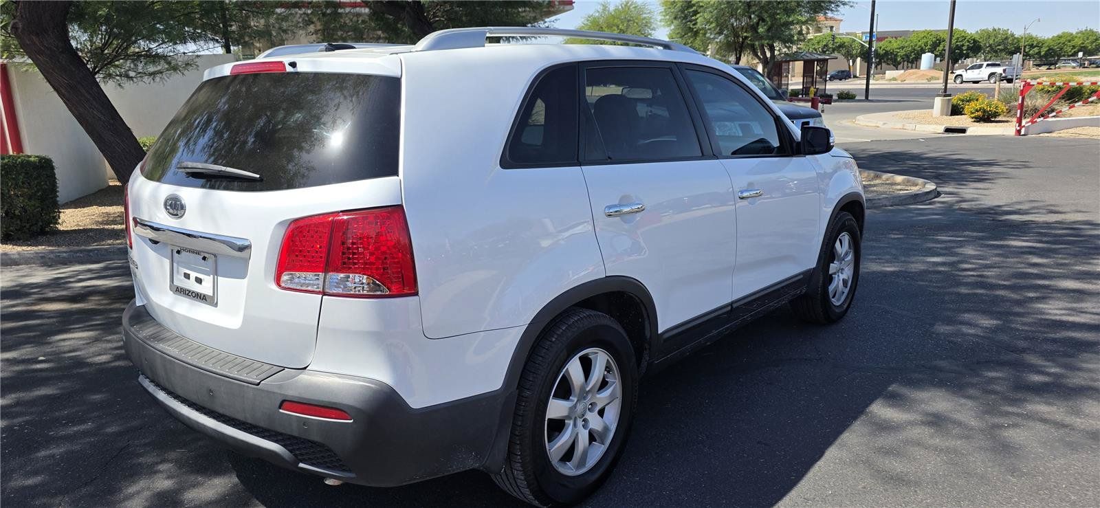 Used 2013 Kia Sorento LX w/ Convenience Pkg FWD image 5