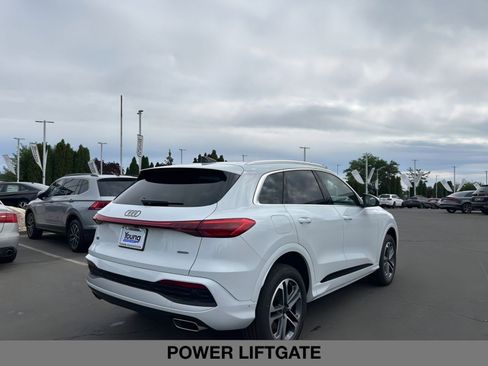 New 2025 Audi Q5 Premium image 4