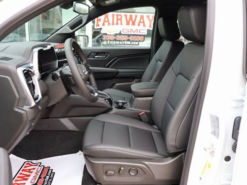 New 2026 GMC Canyon Elevation w/ Convenience Package image 12