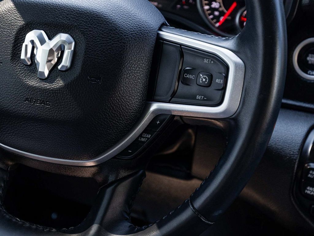 Used 2023 RAM 1500 Big Horn AWD/4WD image 23