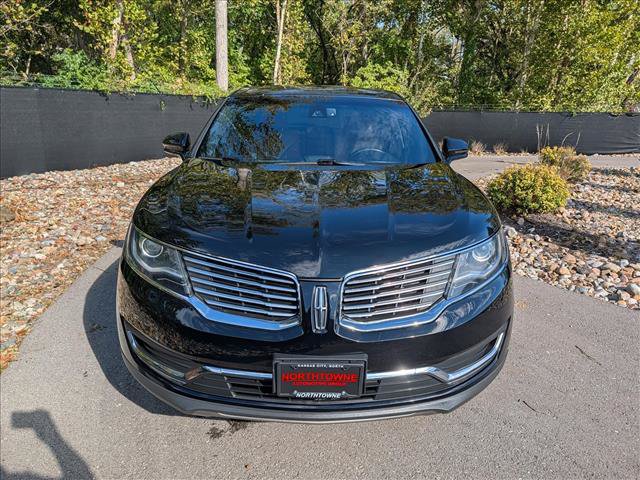 Used 2016 Lincoln MKX Reserve w/ Climate Package FWD image 8