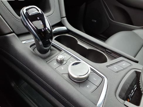 Used 2024 Cadillac XT5 Premium Luxury w/ Technology Package image 20