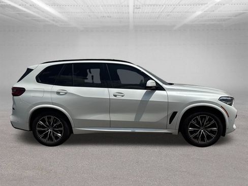 Used 2021 BMW X5 M50i AWD/4WD image 9