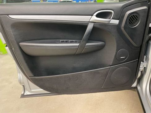 Used 2006 Porsche Cayenne S image 25
