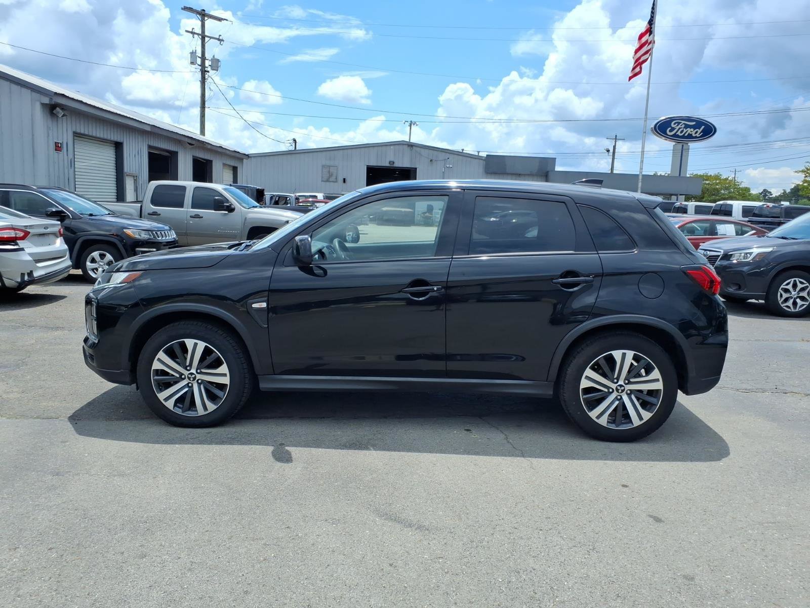 Used 2024 Mitsubishi Outlander Sport ES AWD/4WD image 2