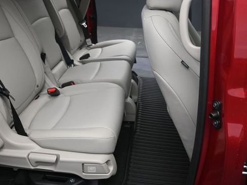 Used 2026 Honda Odyssey EX-L image 19