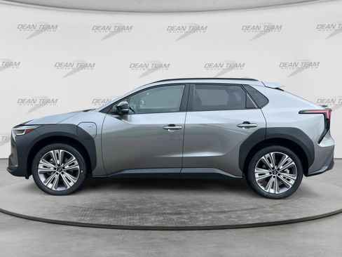 Used 2023 Subaru Solterra AWD image 4