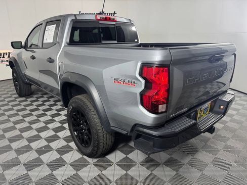 Used 2025 Chevrolet Colorado Trail Boss AWD/4WD image 8