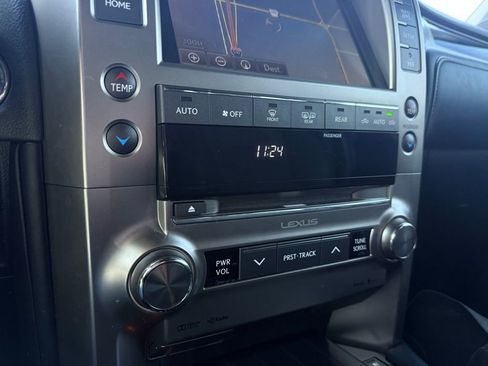 Used 2021 Lexus GX 460 Premium w/ Premium Package image 18