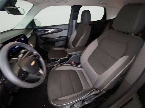 Certified 2024 Chevrolet TrailBlazer LT FWD image 14