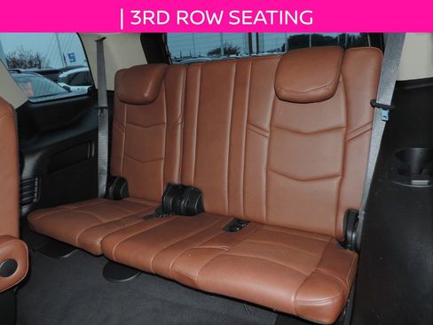 Used 2020 Cadillac Escalade Luxury image 18