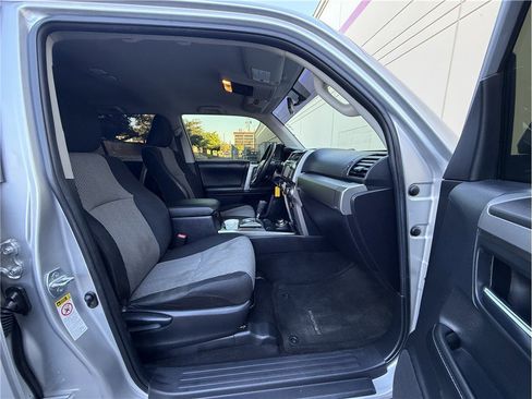 Used 2014 Toyota 4Runner SR5 image 13