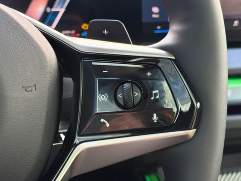 Used 2025 BMW X3 xDrive30i w/ Convenience Package image 31