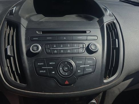 Used 2018 Ford Escape SE FWD image 9