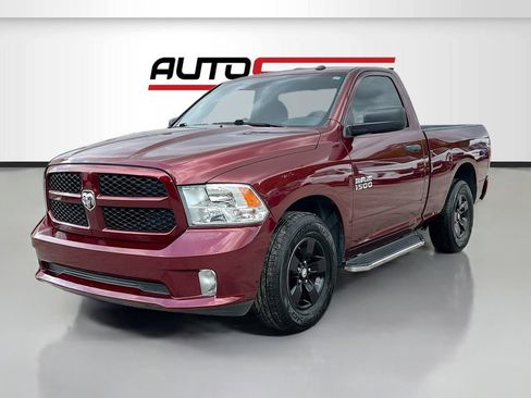 Used 2018 RAM 1500 Express RWD image 3