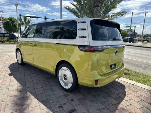 New 2025 Volkswagen ID. Buzz 1st Edition image 7