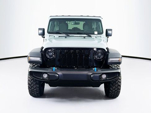 Used 2023 Jeep Wrangler Unlimited AWD/4WD image 2