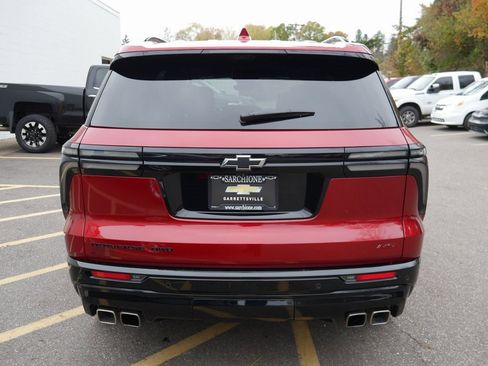 Used 2024 Chevrolet Traverse RS w/ LPO, Floor Liner Package image 6