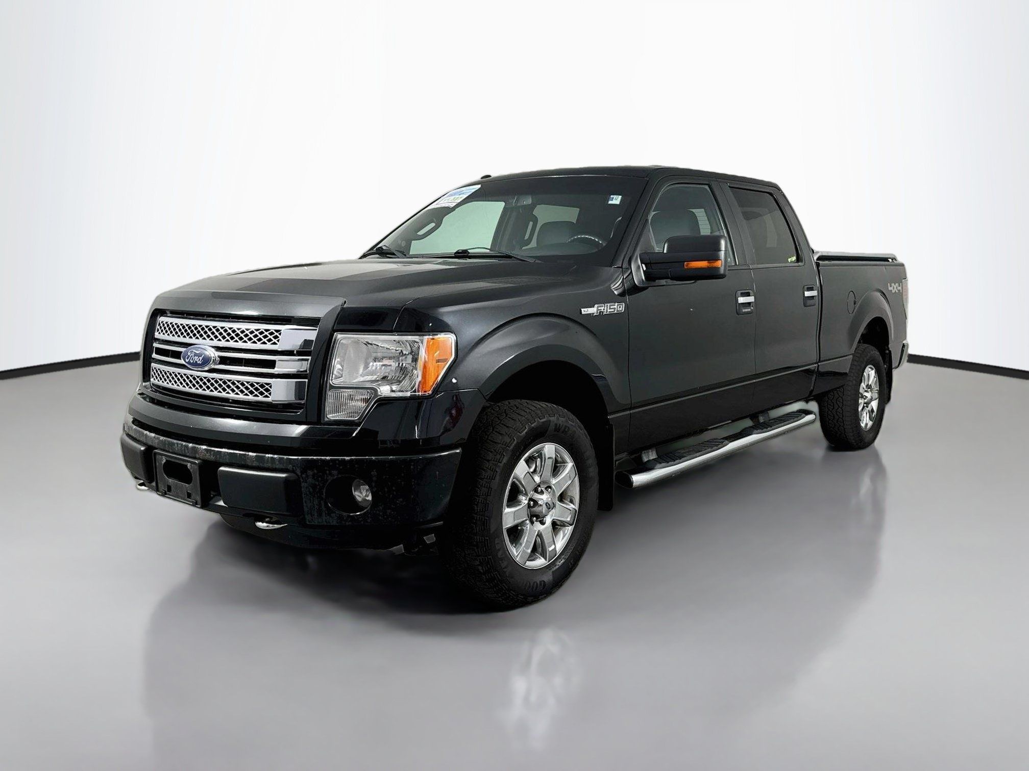 Used 2014 Ford F150 XLT w/ Equipment Group 302A Luxury AWD/4WD image 3